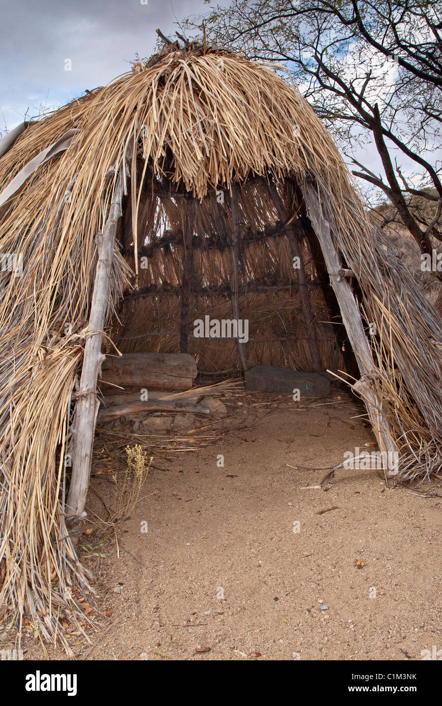 Wickiup shelter hi-res stock photography and images - Alamy