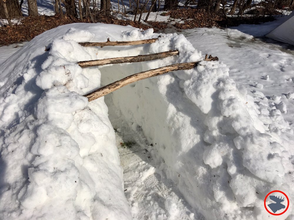 How to Build a Quinzhee — Bull Moose Patrol